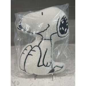 NWT Peanuts Snoopy SHAPED Boucle' 17x13” embroidered throw pillow Nourison Home